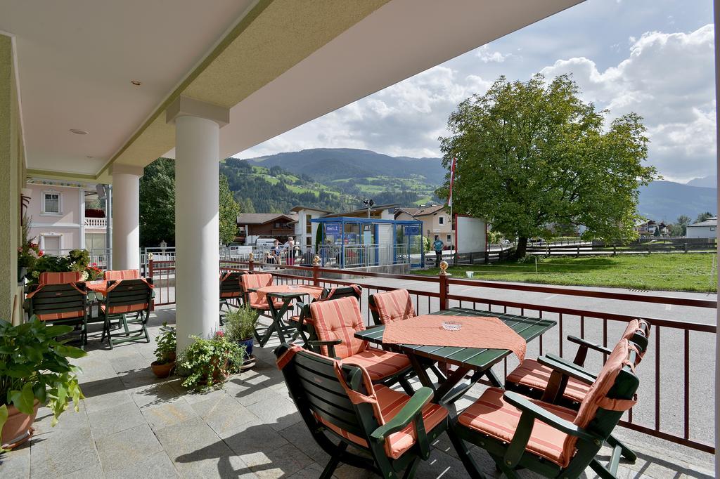 Apartments Zum Grian Bam Ried im Zillertal Room photo