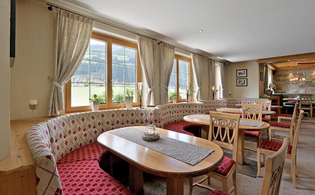 Apartments Zum Grian Bam Ried im Zillertal Room photo