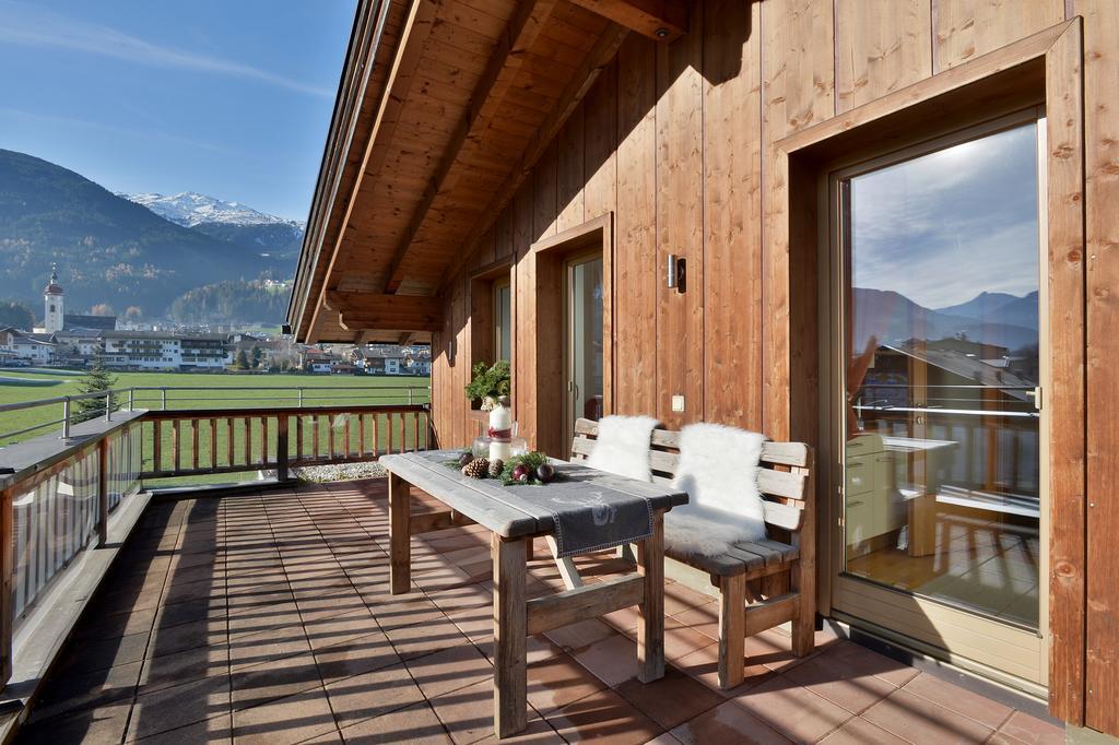 Apartments Zum Grian Bam Ried im Zillertal Room photo