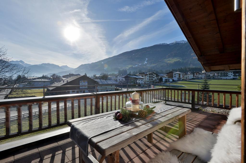 Apartments Zum Grian Bam Ried im Zillertal Room photo